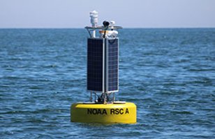 Lufft weather station for buoy buoies buoys - detection of temp humidity pressure precipitation on sea ocean Lufft weather station for buoy buoies buoys - detection of temp humidity pressure precipitation on sea ocean